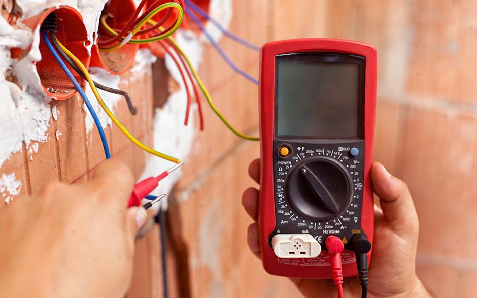 tarifs électricien Courbevoie
